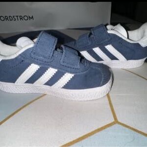 toddler navy blue adidas gazelle